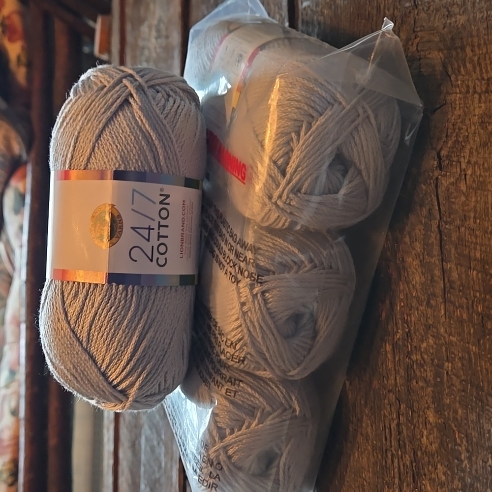 Lion Brand 24/7 100% Cotton Cool Grey, 186 yards, 100 grams